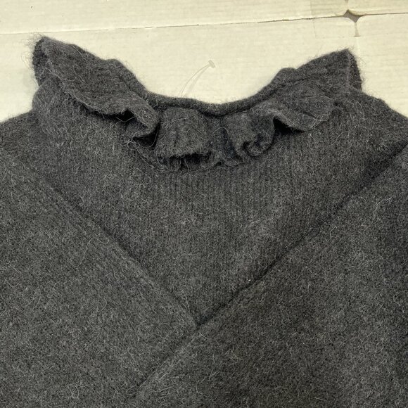 Boden Sweater Womens 6 Black Fluffy Frill Wool Blend V Neck Pullover Balloon Slv - Picture 12 of 12